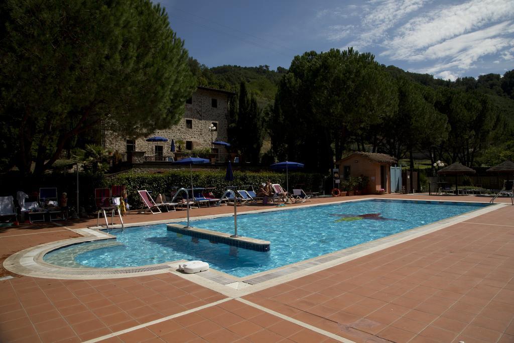 Villaggio Albergo San Lorenzo E Santa Caterina Pescia Exterior photo